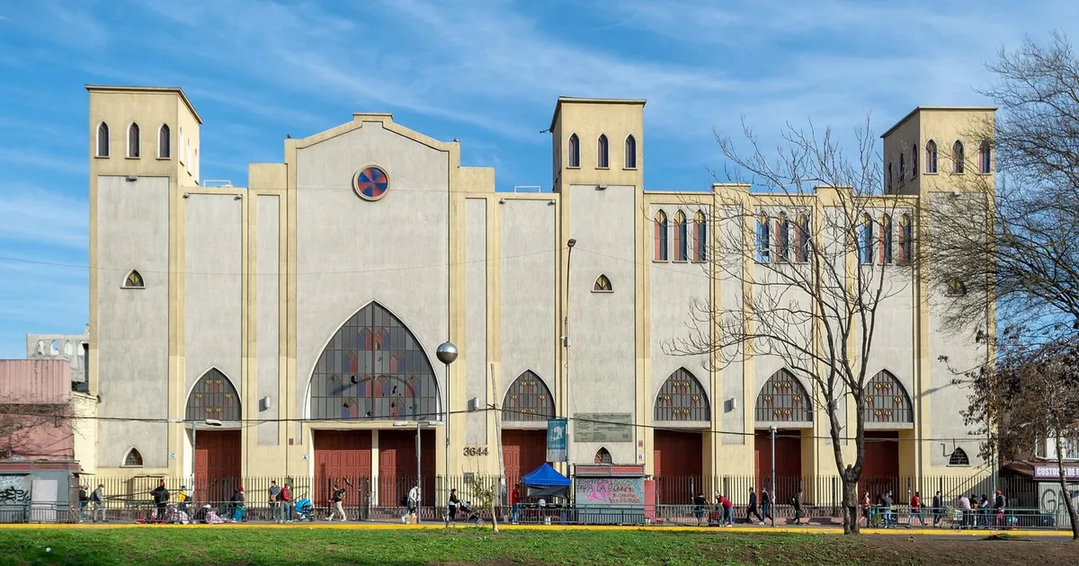Fachada de la Catedral Evangélica de Chile en Estación Central, Santiago